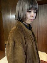 ヨロヘアー(YOLO hair)&nbsp;顔まわりレイヤーボブ/アンブレラカラー