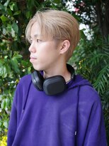 シイ(SIE)&nbsp;ブロンドベージュ×ラフセンターパーマ