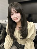 フォンズ(FONS)&nbsp;トレンドワンカールレイヤーカット＊2WayBangオリーブグレージュ