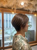 ホロル(horol)&nbsp;艶ブラウンの美シルエットショート