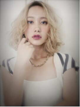 マノン バイ エイチ(MANON by H) manon 外国人風プラチナグラデ☆★