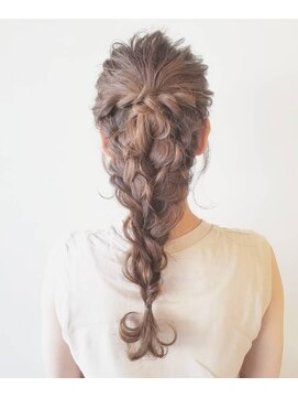 アルシュ サイト(ARCHE saito) 編み込みアレンジ