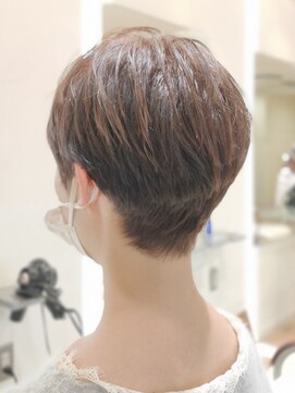 レンジシキチジョウジ (RENJISHI KICHIJOJI) 刈り上げ風ハンサムショート【RENJISHI 松岡】