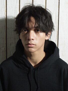 メゾンツムギ(MAISON TSUMUGI) メゾンツムギ《吉沢ジュン》リバースムーブ外ハネショート