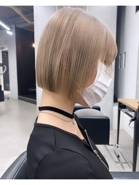 キラ 原宿(KILLA) ダブルカラー/ヘルシースタイル/ふんわりカール/ハイトーン/韓国