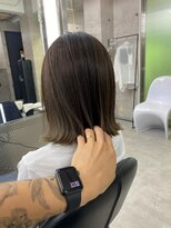 イキ 表参道(iki omotesando)&nbsp;モード/無造作ウェーブ/大人ガーリー[表参道駅]