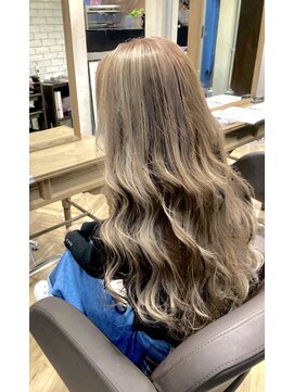 エス ウォーク(S.Wark) ハイライトカラー