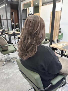 トリニティ 本厚木(trinity) デザインハイライトホワイトベージュ本厚木