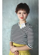 岡田　奈々　スタイリスト