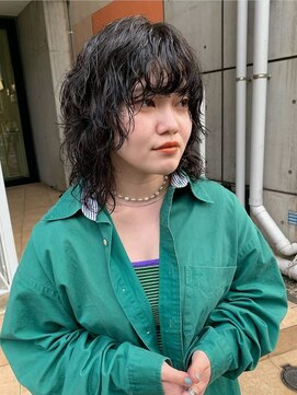 オーオシカシカスペース(OOO YY Space) ウルフパーマ/ウルフカット/ミディアムパーマ