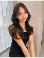 リリー(Lilley)&nbsp;マロンベージュ×小顔レイヤー×韓国風巻き×髪質改善