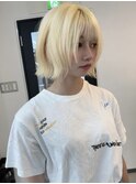 ブロンドヘア ブロンドカラー 抜きっぱなしブリーチ