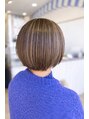 オズギュルヘア(Ozgur hair) 白髪ぼかしハイライトカラーボブ