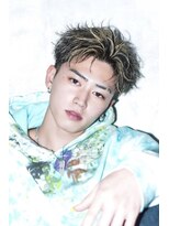 アストラ(ASTRA)&nbsp;MEN’S HAIR/サーフカール/刈り上げセンターパート