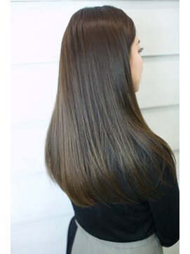 ニューラインギンザ(New-Line 銀座) 艶髪ロング　シルバーグレージュカラー
