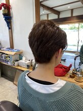 サトシオダクラ(SATOSHI ODAKURA)&nbsp;透明感グレージュ×大人ショート
