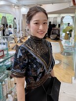オブヘアージユウガオカ(Of HAIR Jiyugaoka)&nbsp;お団子ヘア