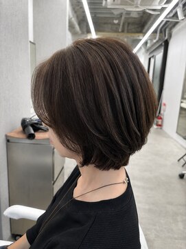 ロエ 元町店(Loe) 元町ショートカット白髪ぼかし白髪染めハイライト髪質改善ボブ