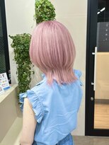 ユウル 横浜(juhl.)&nbsp;ホワイトピンクヘアーブリーチダブルカラーレイヤーカット横浜駅