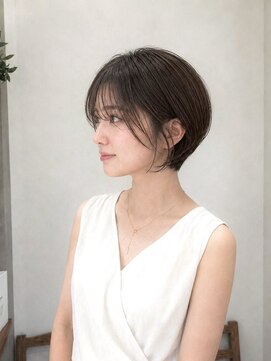 レセ 南柏店(Laissez) 丸みショートボブ/暗髪グレージュ/耳かけシースルーバング