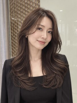オアシスアヴェダ ザ・ペニンシュラ東京(OASIS AVEDA) セミロング・暗髪ロング・レイヤー・銀座日比谷有楽町20代30代