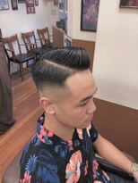 グルーマーズトウキョウ(GROOMER/S TOKYO)&nbsp;ポンパドール スキンフェード【HOMME HAIR ZERO伊藤】