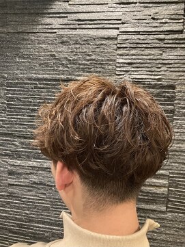 プレミアムバーバー 表参道店(PREMIUM BARBER produce by HIRO GINZA) ツーブロックアップバンクスパイラルパーマ