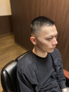 バーバークラシックス(BARBER CLASSICS) ぼうず×スキンフェード