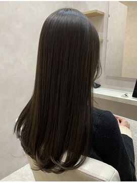 ジーナ 本八幡(Zina) うる艶Olive beige