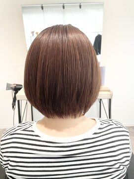 ストフ(stof) 大人ボブ/ショートボブ/ピンクベージュ/ショートカット