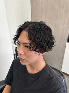 エイト(AITE) ダークアッシュ/アッシュブラック/カルマパーマ/ベリーショート