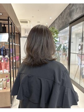 リリアン(rilliant U’s brilliant) 柔らかくびれミディ×コバルトグレージュ