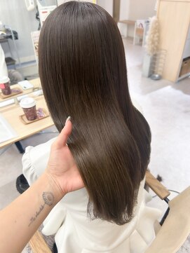 フルールバイアヴァンスクロス(Flulu by avance. cross) アッシュブラウン