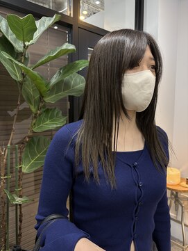 ヌープヘアーアイス(NUUP.hair ici) 小顔似合わせカットオリーブベージュ透明感艶感カラーレイヤー