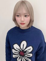 ビューシンサイバシ(VIEW SHINSAIBASHI)&nbsp;デザインカラーハイトーン前髪レイヤーカットイメチェン10代20代