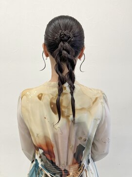 ソソ(soso) 【soso 伊勢田】タイト編み下ろしアレンジ/横浜