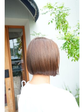 チェロ 中町(CHERO) ★ダブルカラー＃美髪ストレートヘア＃モテ髪＃ボブ＃ハイライト