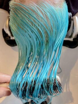 リノショアーズ 日本大通り店(RINOSHORES) "横浜日本大通り"『落ち着いた都会の色を纏う大人洗練スタイル