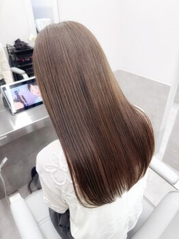 髪質改善calme天神大名の写真/【本質的な髪質改善】一過性ではない「うる艶」を。一人ひとりの髪の状態を見極め、芯から潤う理想の髪へ。