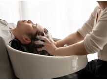 カフネ(CAFUNE)の雰囲気（シャンプーから仕上げまで、すべて同じお席でゆったりと）