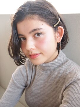 コス(kos) 『nanuk*ueki』外国人風カラー*透け感パールグレージュ