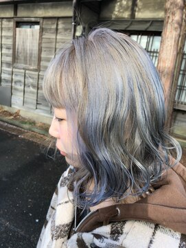 コレット ヘアー 大通(Colette hair) ☆ホワイト＆ブルー☆