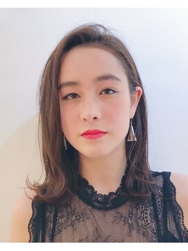 グッデイ ヘアー(GOOD DAY HAIR) 小顔  ワンサイドショート ブランジュ ハイライト　ミディアム