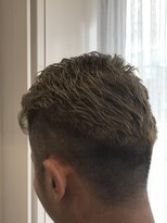 ケーオーエスビューティー(K O S beauty)&nbsp;ミルクティー X 刈り上げショート