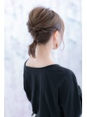 おくれ毛＆ねじりくるりんぱ＊大人ガーリーヘアアレンジb