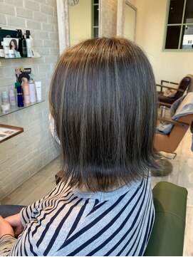 レーヴ ヘアー シエル(Reve hair ciel) 外はねミディアム＆白髪ぼかし　30代/40代