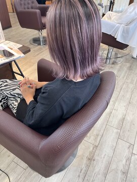 ヘアー アトリエ アンジー(Hair Atelier Angee) ラベンダーグレージュのバレイヤージュカラー