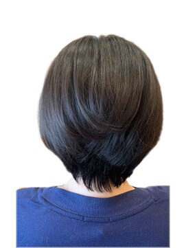 リツプス(LIPS) ふんわりトップのショートボブ