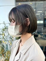 マザー(MOTHER)&nbsp;耳掛けミニボブ×オリーブベージュ