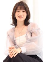 シロフ シンジュク(shirof shinjuku)&nbsp;ミディアムヘア/くびれスタイル/ナチュラル/イルミナカラー